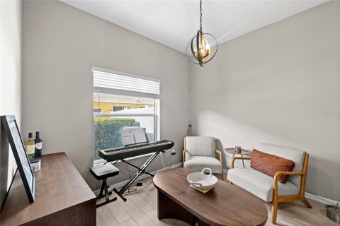 Снять в аренду таунхаус в Окои, Флорида 3 комнаты, 127.46м2, № 2216220 - фото 6