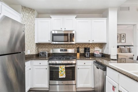 Copropriété à vendre à Four Corners, Floride: 3 chambres, 124.86 m2 № 1903817 - photo 6