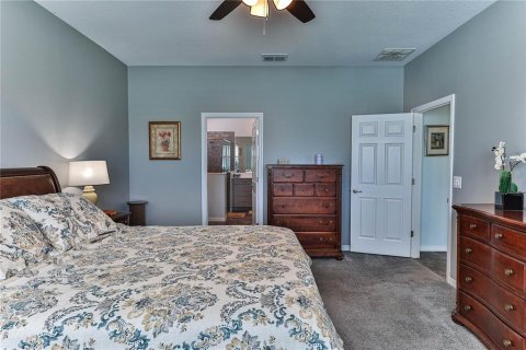 House in Ocala, Florida 4 bedrooms, 279.82 sq.m. № 1721961 - photo 19