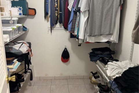 Condo in Hialeah, Florida, 2 bedrooms  № 1764248 - photo 22