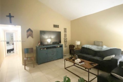 Casa en venta en Plantation, Florida, 2 dormitorios, 93.92 m2 № 1934172 - foto 10