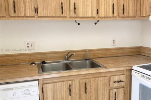 Casa en venta en Plantation, Florida, 2 dormitorios, 93.92 m2 № 1934172 - foto 18