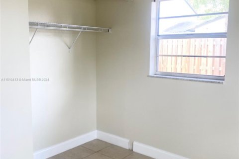 Casa en venta en Plantation, Florida, 2 dormitorios, 93.92 m2 № 1934172 - foto 30