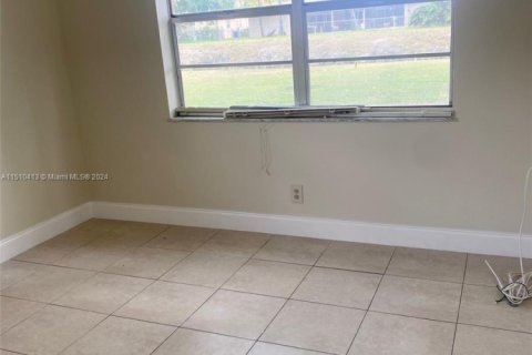 Casa en venta en Plantation, Florida, 2 dormitorios, 93.92 m2 № 1934172 - foto 24