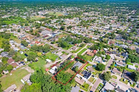 Casa en venta en Tampa, Florida, 4 dormitorios, 168.9 m2 № 1918301 - foto 11
