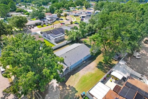 Casa en venta en Tampa, Florida, 4 dormitorios, 168.9 m2 № 1918301 - foto 2