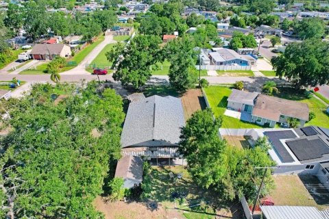 Casa en venta en Tampa, Florida, 4 dormitorios, 168.9 m2 № 1918301 - foto 8