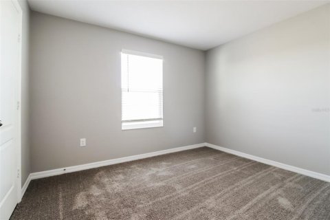 Villa ou maison à louer à Kissimmee, Floride: 4 chambres, 172.05 m2 № 2405195 - photo 11