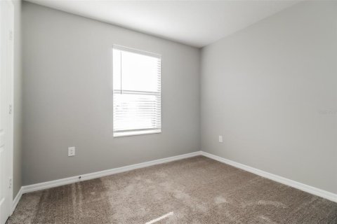 Villa ou maison à louer à Kissimmee, Floride: 4 chambres, 172.05 m2 № 2405195 - photo 12