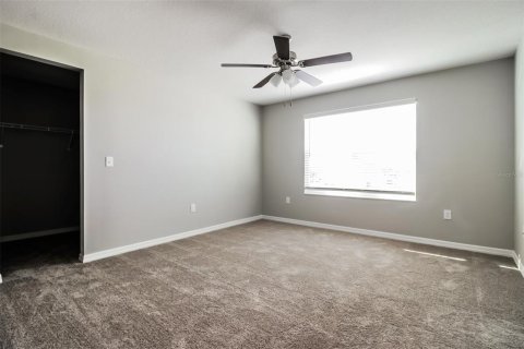 Villa ou maison à louer à Kissimmee, Floride: 4 chambres, 172.05 m2 № 2405195 - photo 7