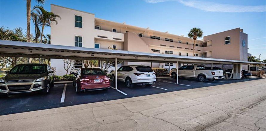 Condominio en South Pasadena, Florida, 2 dormitorios  № 1527523