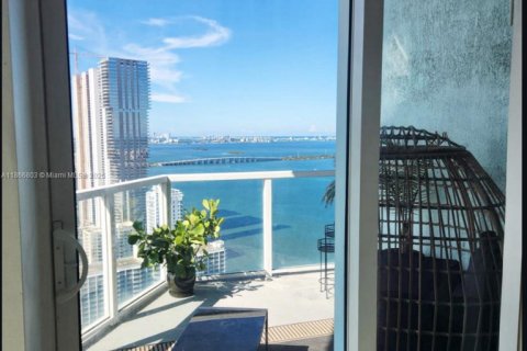 Condominio en alquiler en Miami, Florida, 3 dormitorios, 138.8 m2 № 1921137 - foto 20