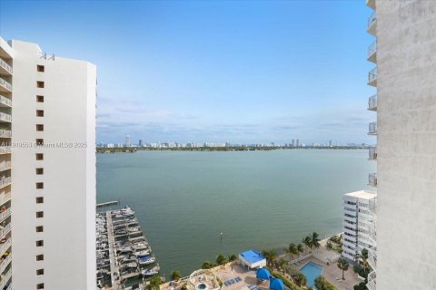 Copropriété à vendre à North Bay Village, Floride: 2 chambres, 95.69 m2 № 1974740 - photo 22