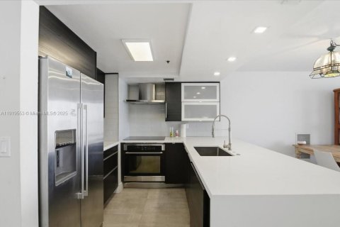 Copropriété à vendre à North Bay Village, Floride: 2 chambres, 95.69 m2 № 1974740 - photo 3