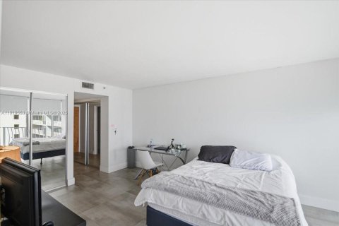 Copropriété à vendre à North Bay Village, Floride: 2 chambres, 95.69 m2 № 1974740 - photo 14