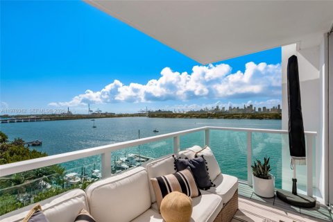 Condo à Miami Beach, Floride, 2 chambres  № 2079048