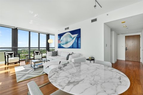 Copropriété à vendre à Miami Beach, Floride: 2 chambres, 112.69 m2 № 1975137 - photo 4