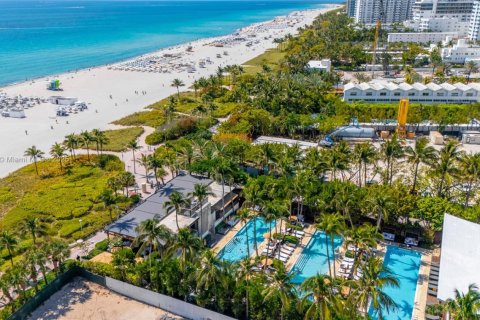 Copropriété à vendre à Miami Beach, Floride: 2 chambres, 112.69 m2 № 1975137 - photo 2