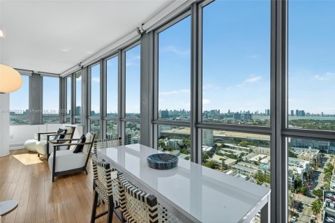Copropriété à vendre à Miami Beach, Floride: 2 chambres, 112.69 m2 № 1975137 - photo 9