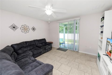House in Winter Haven, Florida 3 bedrooms, 146.6 sq.m. № 1901847 - photo 6