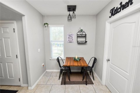 House in Winter Haven, Florida 3 bedrooms, 146.6 sq.m. № 1901847 - photo 15