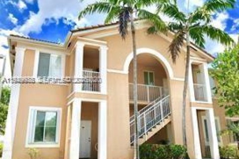 Снять в аренду кондоминиум в Хайалиа, Флорида 2 спальни, 83.05м2, № 2005253 - фото 2