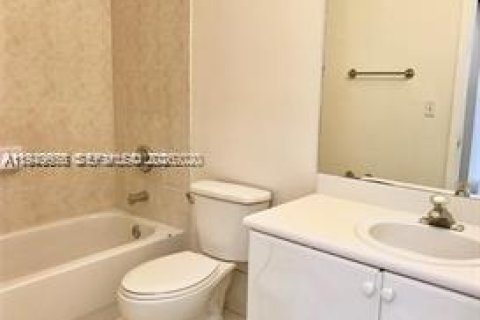 Снять в аренду кондоминиум в Хайалиа, Флорида 2 спальни, 83.05м2, № 2005253 - фото 5