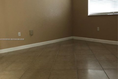 Снять в аренду кондоминиум в Хайалиа, Флорида 2 спальни, 83.05м2, № 2005253 - фото 6