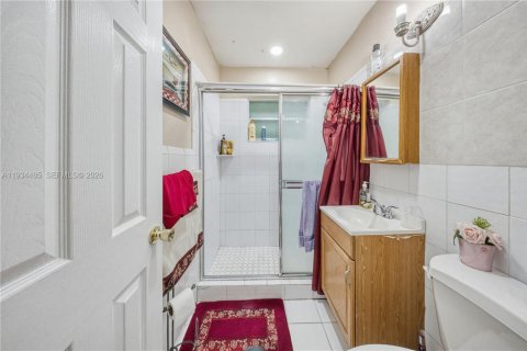 Villa ou maison à vendre à Miami, Floride: 3 chambres, 147.62 m2 № 1997502 - photo 23