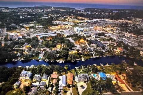 Villa ou maison à vendre à New Port Richey, Floride: 5 chambres, 267.65 m2 № 2435215 - photo 5