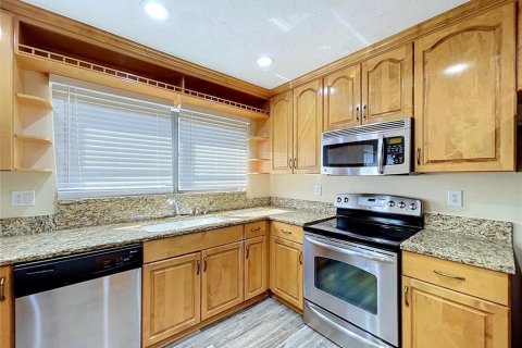 Villa ou maison à vendre à New Port Richey, Floride: 5 chambres, 267.65 m2 № 2435215 - photo 17
