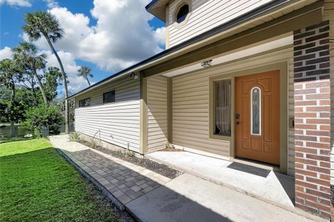 Villa ou maison à vendre à New Port Richey, Floride: 5 chambres, 267.65 m2 № 2435215 - photo 11