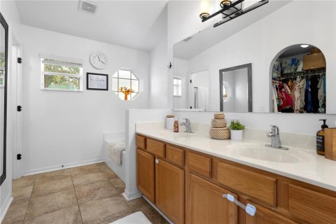 Casa en venta en Haines City, Florida, 4 dormitorios, 174.1 m2 № 2386270 - foto 23