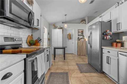 Casa en venta en Haines City, Florida, 4 dormitorios, 174.1 m2 № 2386270 - foto 12
