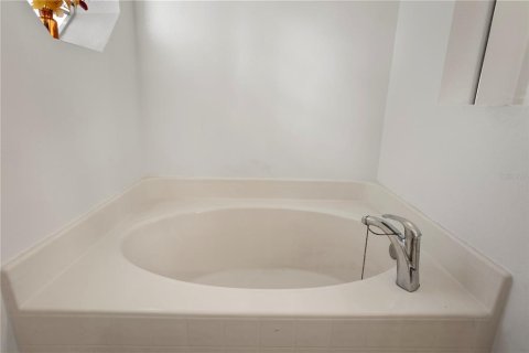 Casa en venta en Haines City, Florida, 4 dormitorios, 174.1 m2 № 2386270 - foto 25