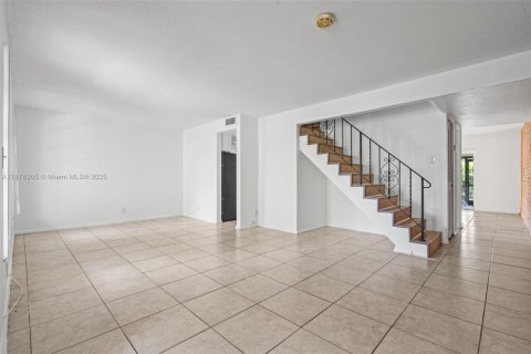 Купить кондоминиум в Лодердейл-Лейкс, Флорида 3 спальни, 147.25м2, № 1921133 - фото 5