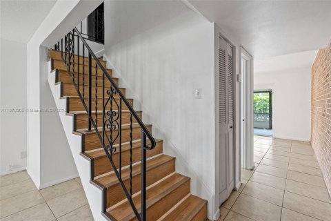 Купить кондоминиум в Лодердейл-Лейкс, Флорида 3 спальни, 147.25м2, № 1921133 - фото 18