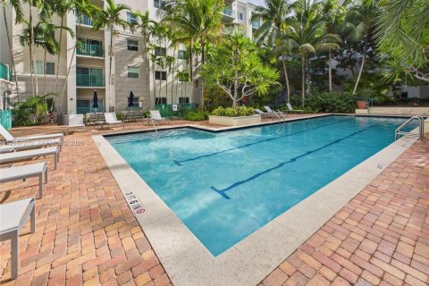 Copropriété à louer à South Miami, Floride: 1 chambre, 60.57 m2 № 2168106 - photo 6