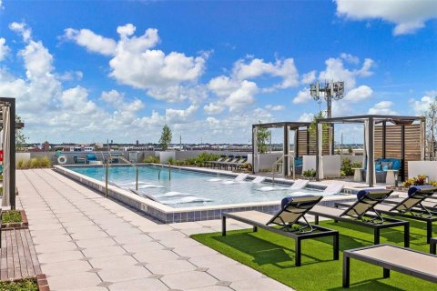 Apartamento en alquiler en Tampa, Florida, 2 dormitorios, 118.73 m2 № 1760156 - foto 4