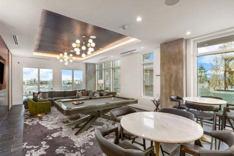 Apartamento en alquiler en Tampa, Florida, 2 dormitorios, 118.73 m2 № 1760156 - foto 6