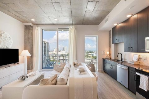 Apartamento en alquiler en Tampa, Florida, 2 dormitorios, 118.73 m2 № 1760156 - foto 17