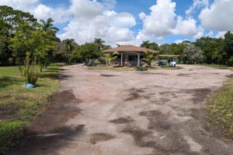 Villa ou maison à louer à Haverhill, Floride: 3 chambres, 155.89 m2 № 2402356 - photo 25