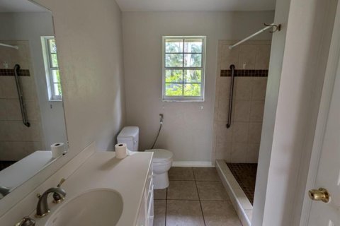 Villa ou maison à louer à Haverhill, Floride: 3 chambres, 155.89 m2 № 2402356 - photo 12