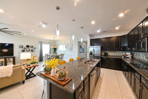 Casa en venta en Wesley Chapel, Florida, 4 dormitorios, 200.76 m2 № 1903582 - foto 25
