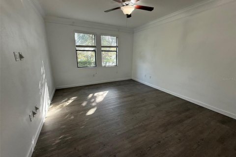 Villa ou maison à vendre à Brandon, Floride: 5 chambres, 233.09 m2 № 2399131 - photo 6