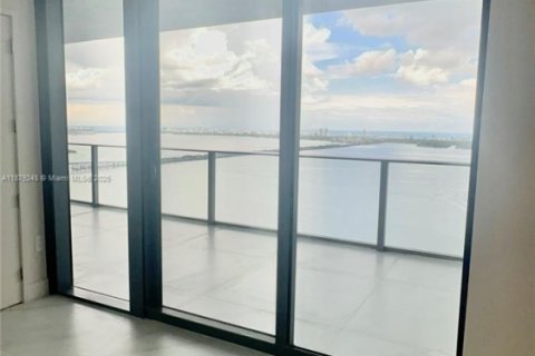 Condo in Miami, Florida, 3 bedrooms  № 1928448 - photo 18
