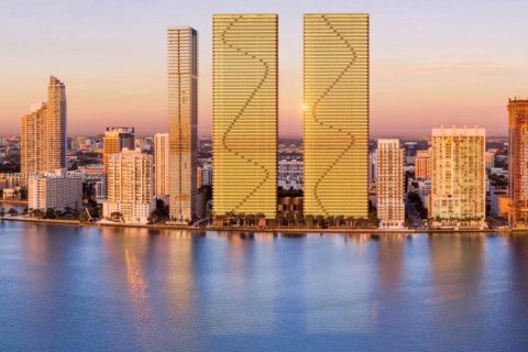 Condo in Miami, Florida, 3 bedrooms  № 1928448 - photo 1