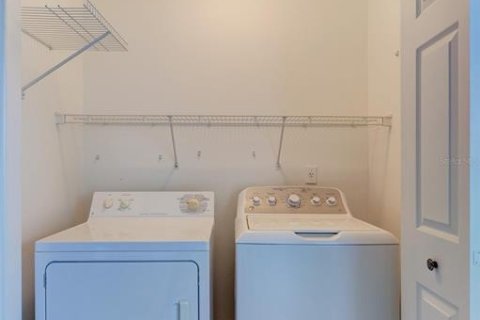 Condo in Sun City Center, Florida, 2 bedrooms  № 1840160 - photo 30
