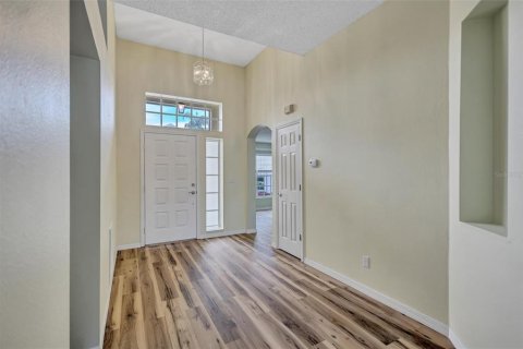 Condo in Sun City Center, Florida, 2 bedrooms  № 1840160 - photo 14