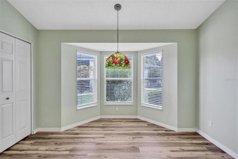 Condo in Sun City Center, Florida, 2 bedrooms  № 1840160 - photo 27